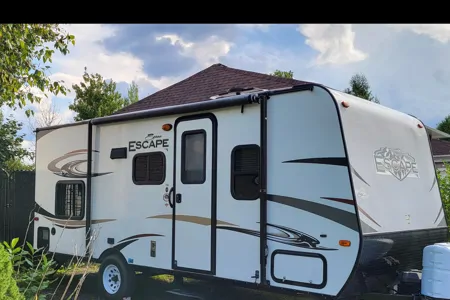 Katine Escape Trailer Industries 196 Roulotte