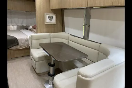 Justin's Airstream Flying Cloud Travel Trailer