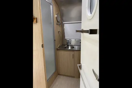 Justin's Airstream Flying Cloud Travel Trailer