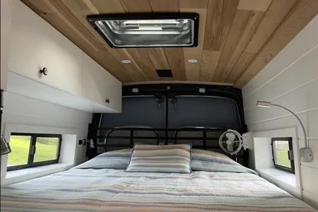 Go Go Giblet High Roof Extended Length Campervan
