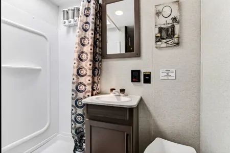 Little sunshine RV Rentals Hideout 176BH