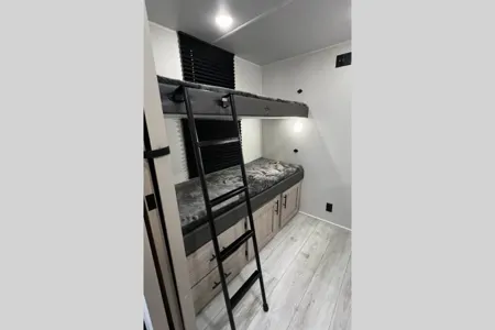 2026 East to West Della Terra 250QB- Jackson RV Rental
