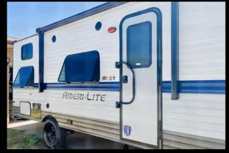 Bunkhaus-Boden Travel Trailer Gulf Stream 2022 Ameri-lite 197BH(Easy to Tow/Family Bunkhouse)
