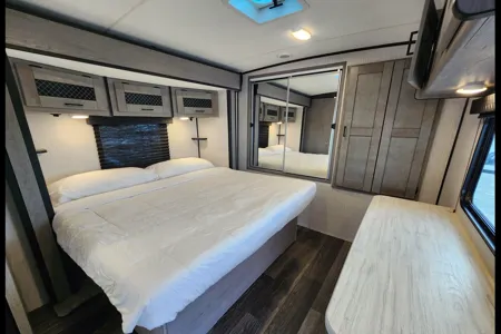 BUENAHORA's Mallard Heartland M335 Travel Trailer