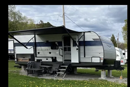 Incredible Family Avenger Travel Trailer