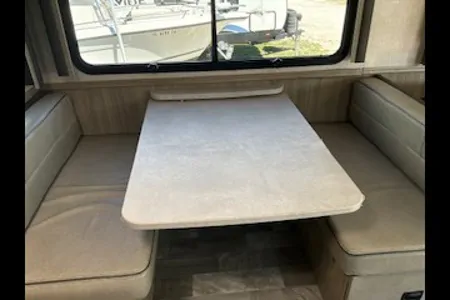 Mirada Forest River Coachmen  Class A(A-2)