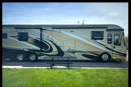 Wagners Entegra Coach Anthem Class A