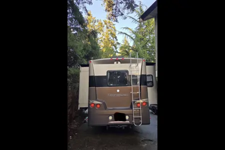 Jo's Forest River georgetown Class A