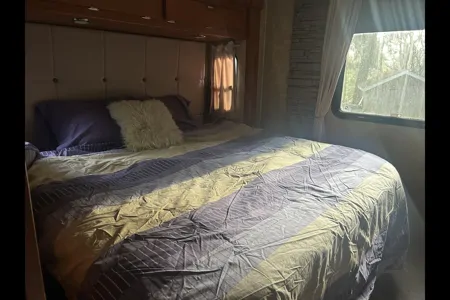 Jo's Forest River georgetown Class A