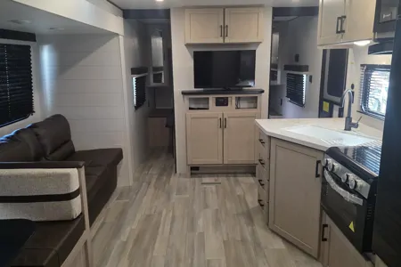 Rv Rentals Way of Life's Duel AC 2026 JAYCO Heartland Prowler (HP0132)