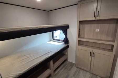 Rv Rentals Way of Life's Duel AC 2026 JAYCO Heartland Prowler (HP0132)