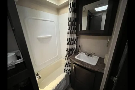 Kid/Pet Friendly Travel Trailer