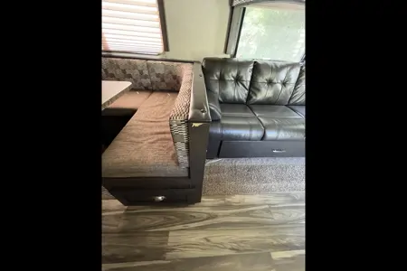 Kid/Pet Friendly Travel Trailer