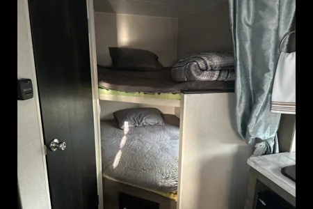 Comfy KZ Escape E231BH Travel Trailer