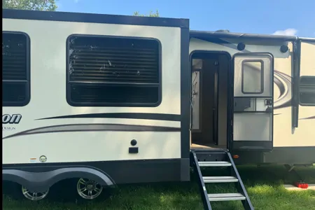 Grand Design Reflection Travel trailer