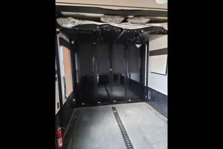 Kevin's KZ 4013TK Toy Hauler