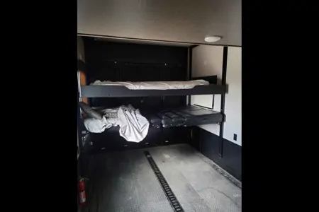 Kevin's KZ 4013TK Toy Hauler