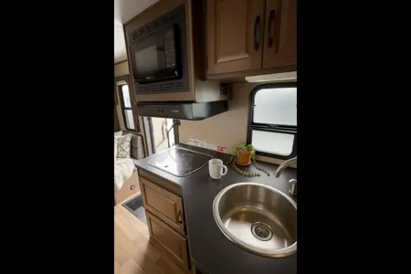 Happy Camper Thor Majestic 2018