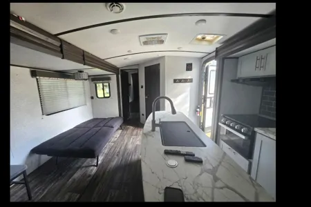 Cuda's 2021 Keystone Bullet Premier 330bhs