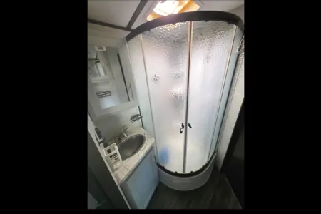 Cuda's 2021 Keystone Bullet Premier 330bhs