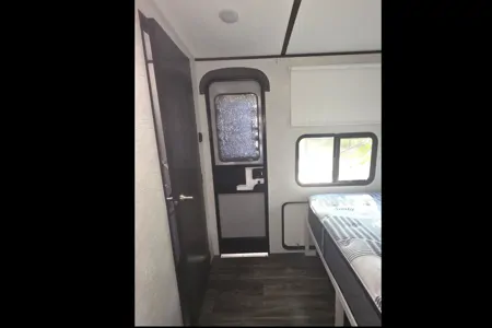 Cuda's 2021 Keystone Bullet Premier 330bhs