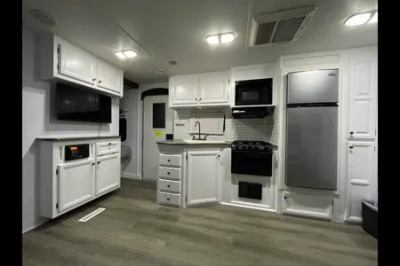 UPGRADED BEDS! Jayco Jayflight 32BHDS Travel Trailer Full 2024 Remodel