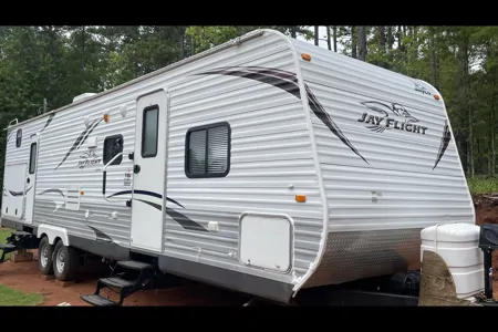 UPGRADED BEDS! Jayco Jayflight 32BHDS Travel Trailer Full 2024 Remodel