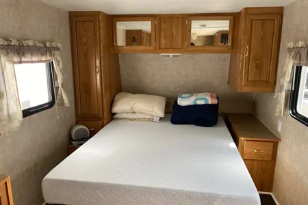 White lightning 19’