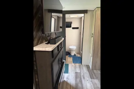 Clean 33’ KZ Connect Travel Trailer