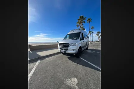 19B - 2022 Thor Motor Coach SANCTUARY