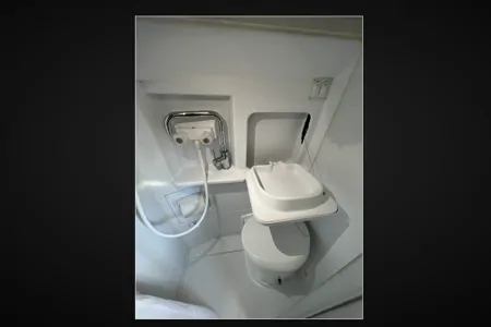 19B - 2022 Thor Motor Coach SANCTUARY