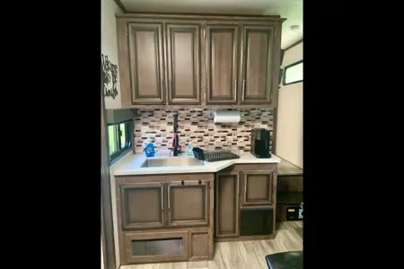 Rollin' Retreat - KZ Durango D290RLT Fifth Wheel