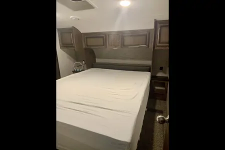 Rollin' Retreat - KZ Durango D290RLT Fifth Wheel