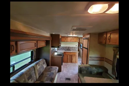 TRAVEL TRAILER / CAMPER / RV RENTAL