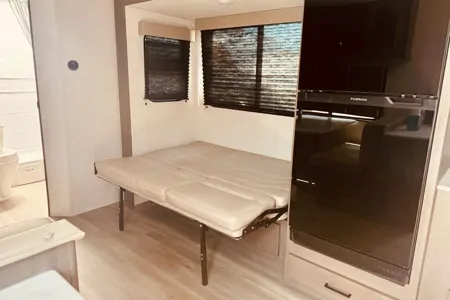 Good Life RV Rental