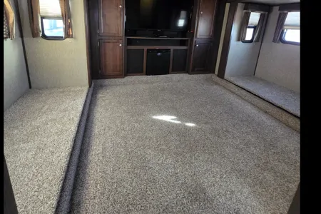 Chris's Keystone 359fwmpr Fifth Wheel