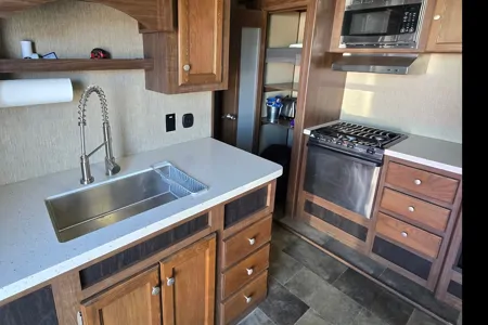 Chris's Keystone 359fwmpr Fifth Wheel