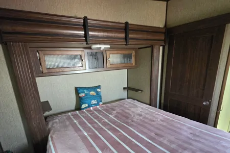 Chris's Keystone 359fwmpr Fifth Wheel