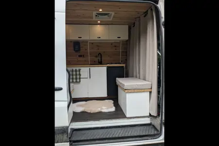 Stand 6ft+ Inside Save Money on Fuel: Diesel Engine Cozy Cabin on Wheels!
