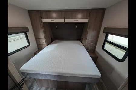 Austen's Grand Design Imagine XLS 23BHE Travel Trailer