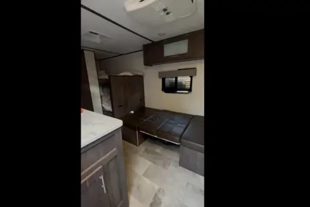 Dutchmen Coleman 17B Travel Trailer