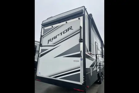 Emily's Keystone Raptor Fifth Wheel