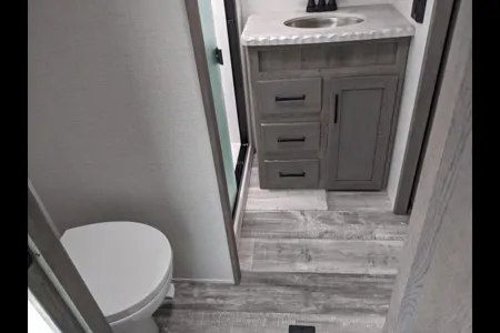 Emily's Keystone Raptor Fifth Wheel