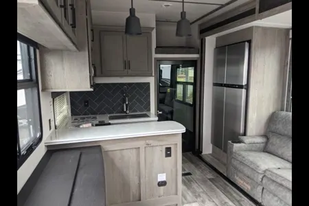 Emily's Keystone Raptor Fifth Wheel
