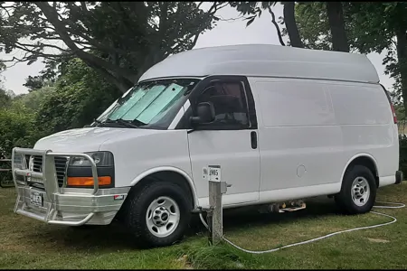 GMC savana Van Life 19 pieds Classe B