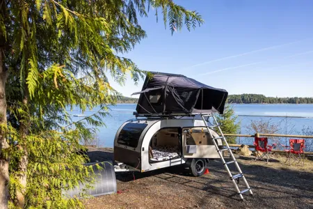 DROPLET Teardrop Trailer [sleeps 2 - 4] - with rooftop tent
