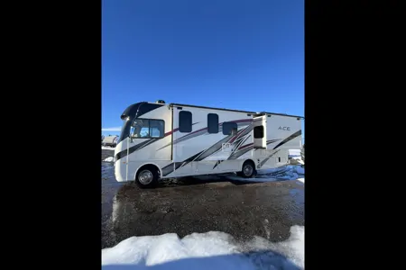 'Queenie' the 2022 Thor ACE ACO809