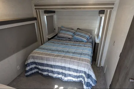Beautiful & Spacious Bunkhouse | Pet-Friendly Adventure Trailer!