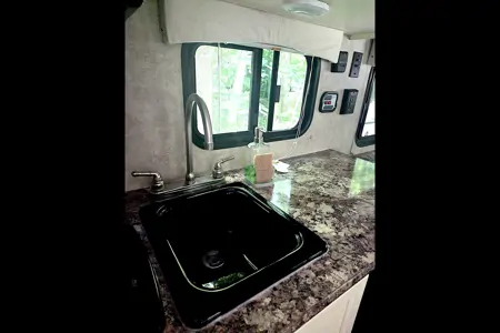 >>Brava>> Coachmen Clipper 16FB