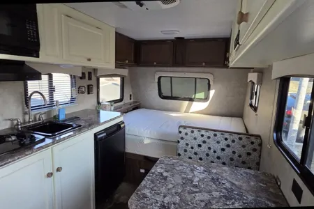 >>Brava>> Coachmen Clipper 16FB